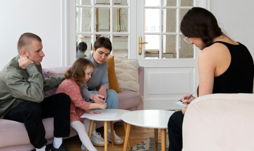 The 4 R’s in Family Therapy: Rebuilding Homer Glen Relationships